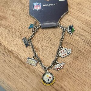 NWT NFL Pittsburgh Steelers Super Bowl charm bracelet silver tone